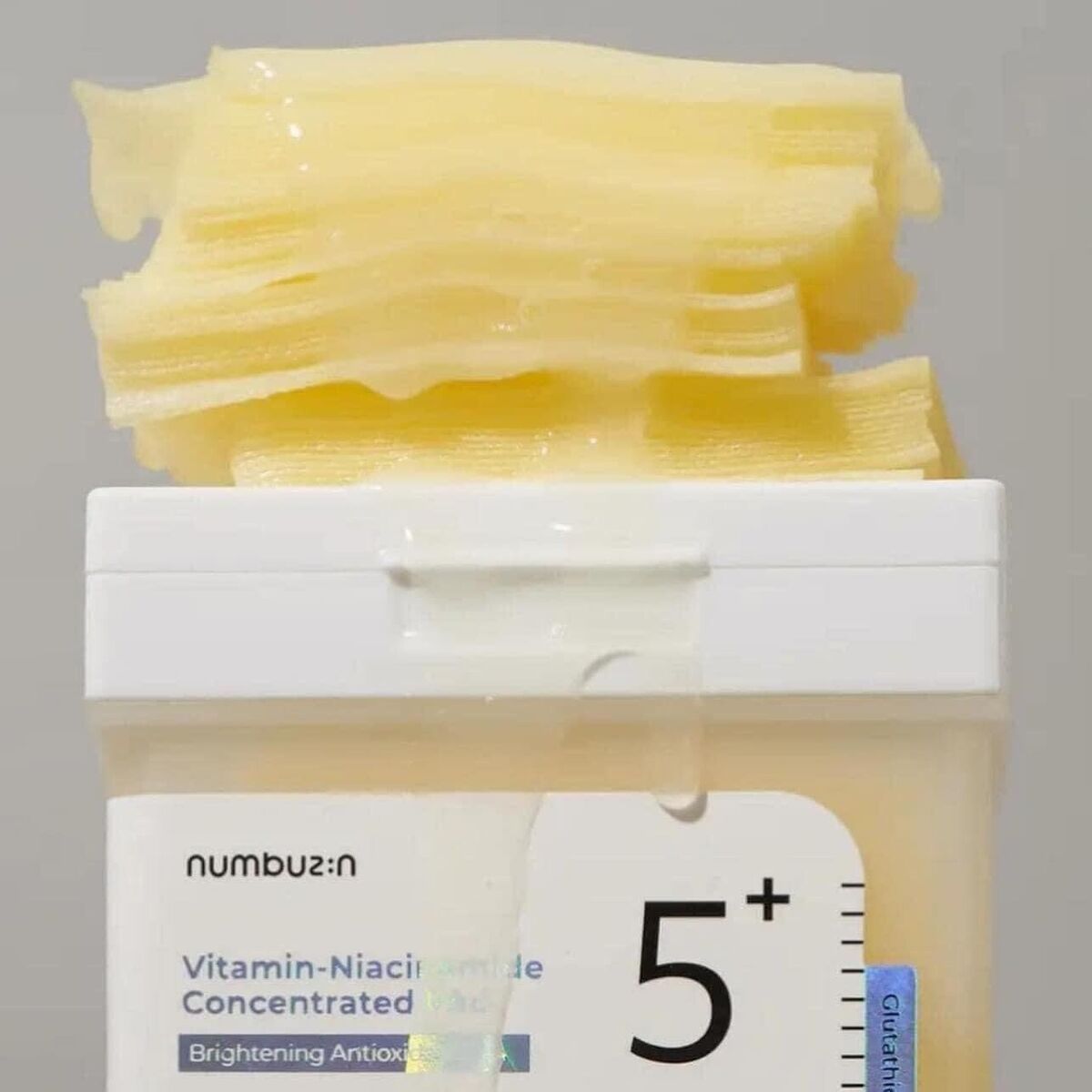 Numbuzin No.5+ Tampons Toniques Concentrés à la Glutathion et aux Vitamines - 70 pièces : Niacinamide, Soins du Visage, Peaux Sensibles